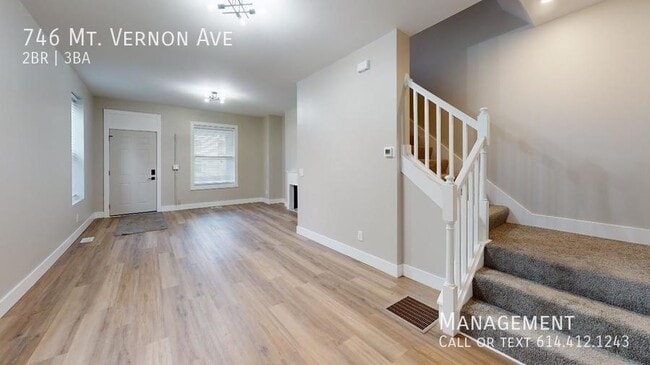 Building Photo - 746 Mt Vernon Ave