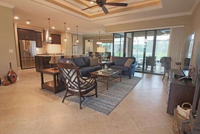 Building Photo - 1125 Rotonda Cir