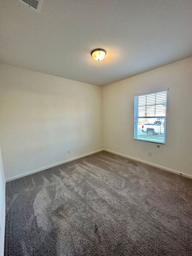 Building Photo - Single Family house in Crowley 76036