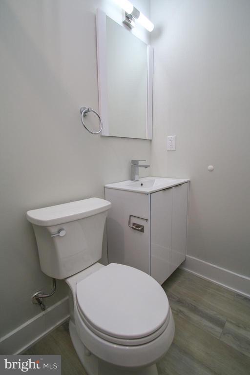 Building Photo - 3718 Haverford Ave