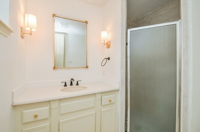 Building Photo - 44 Bayou Pointe Dr