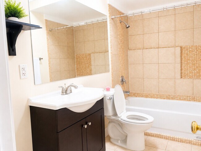 Building Photo - 733 Miller Run