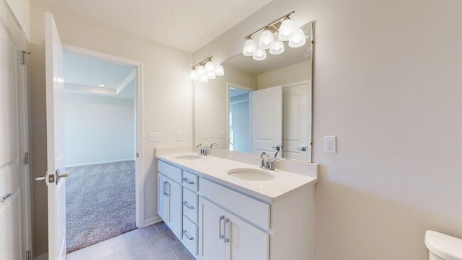 Building Photo - 1401 Salt Springs Dr