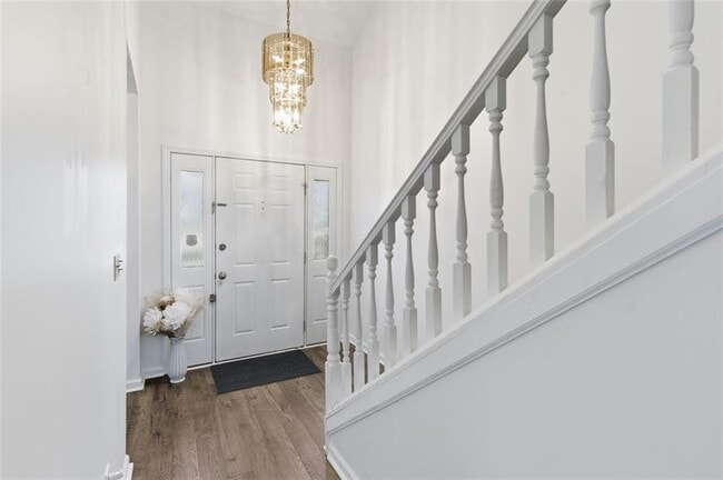 Building Photo - 1512 Stoneleigh Way