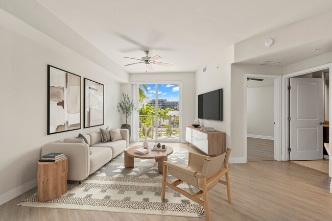Building Photo - SOMA at Brickell