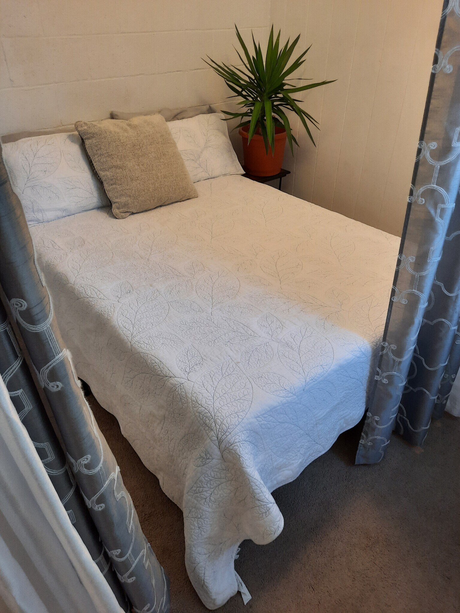 Building Photo - 3727 Anuhea St