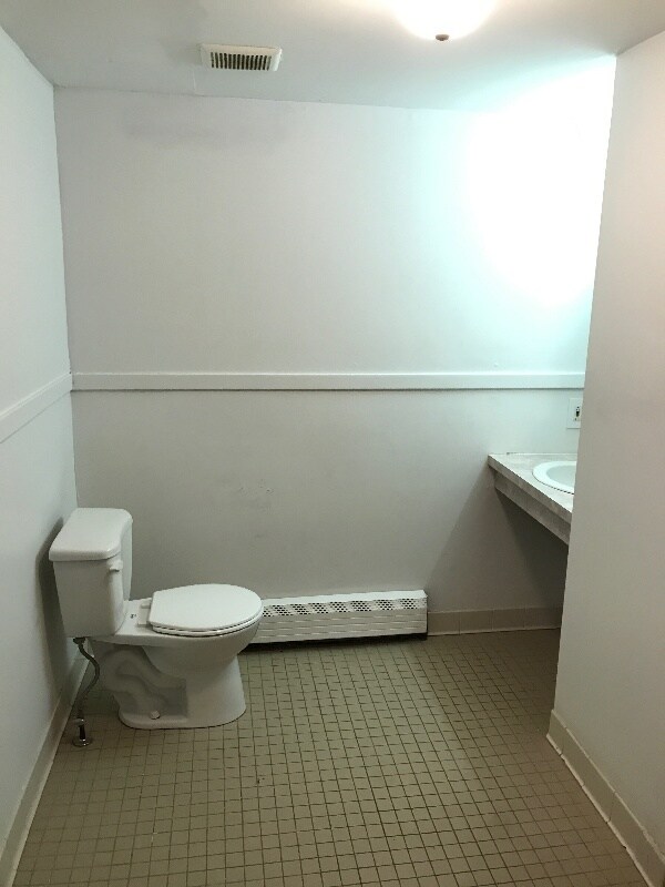 Building Photo - 272 cleaveland Ave