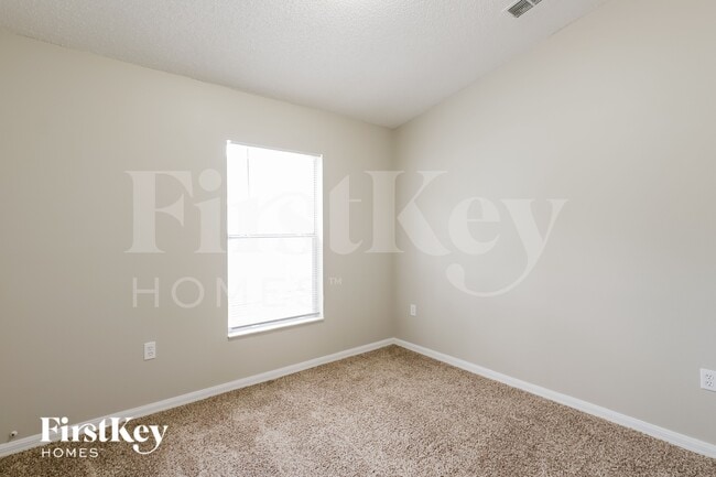 Building Photo - 6512 Viewpoint Ct