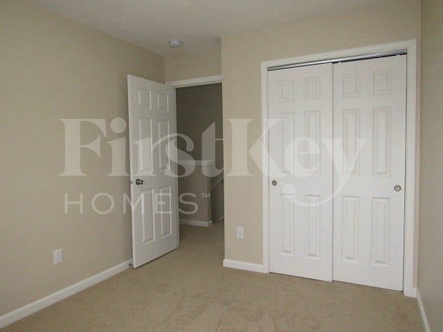 Building Photo - 8121 Grove Berry Way