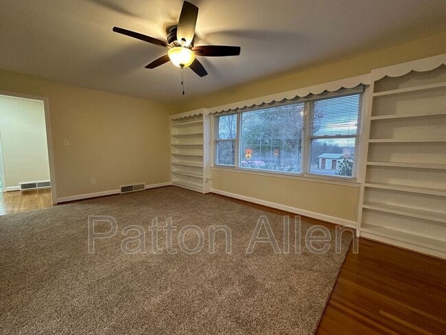 Building Photo - 35 Olivette Rd