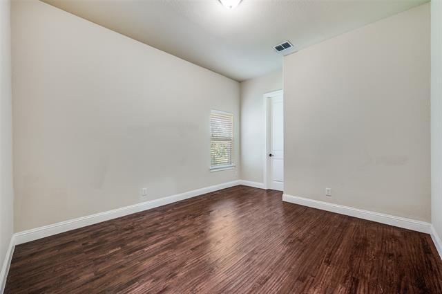 Building Photo - 7495 Perry Dr
