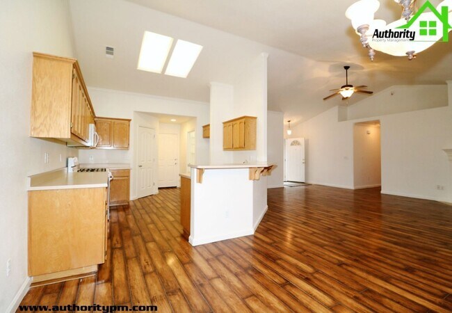 Building Photo - 3982 Cambria Dr