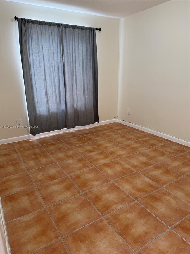 Building Photo - 20781 SW 103rd Ct