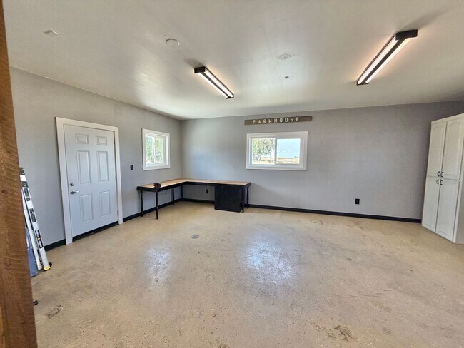 Building Photo - 11520 State Highway 152
