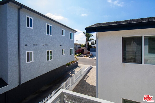 Building Photo - 7834 Flight Ave