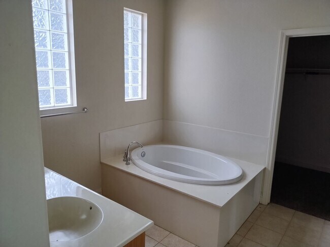 Building Photo - Coming Soon!! Impressive Two-Story Manteca Home