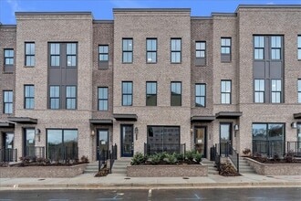 Building Photo - 742 Urban Grange Way