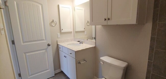 Building Photo - 7220 Wyoming Springs Dr