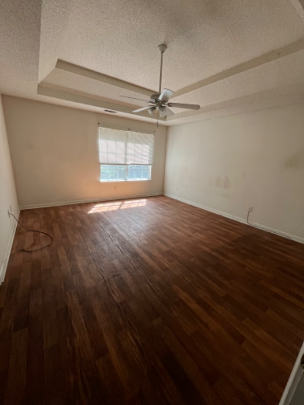 Building Photo - 5420 Sapphire Cir