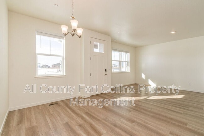 Building Photo - 1758 Knobby Pne Dr