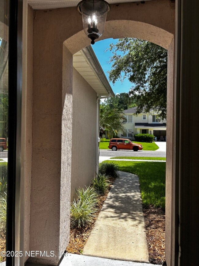 Building Photo - 872 Collinswood Dr