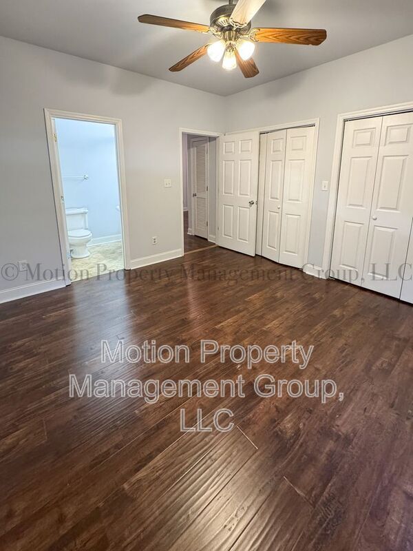 Building Photo - 6920 Northside Dr