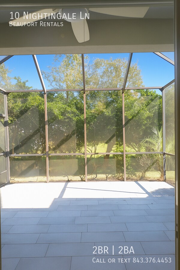 Building Photo - 10 Nightingale Ln