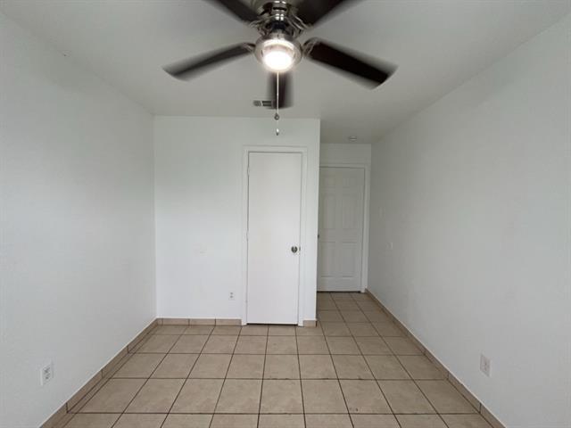 Building Photo - 112 Mesa Dr