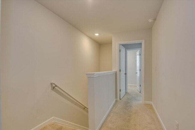 Building Photo - 846 Quaint Parish Cir