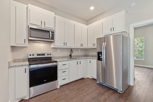 Building Photo - 3503 S Chatfield Rd