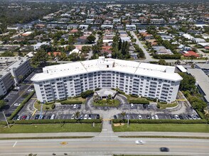 Building Photo - 2851 S Ocean Blvd