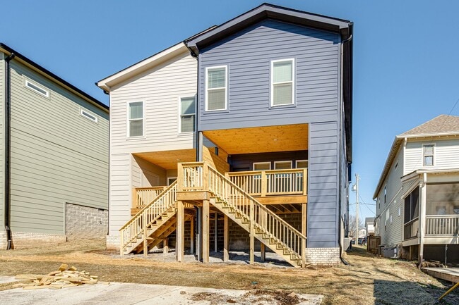 Building Photo - 4 Bedroom Rental in The Nations!