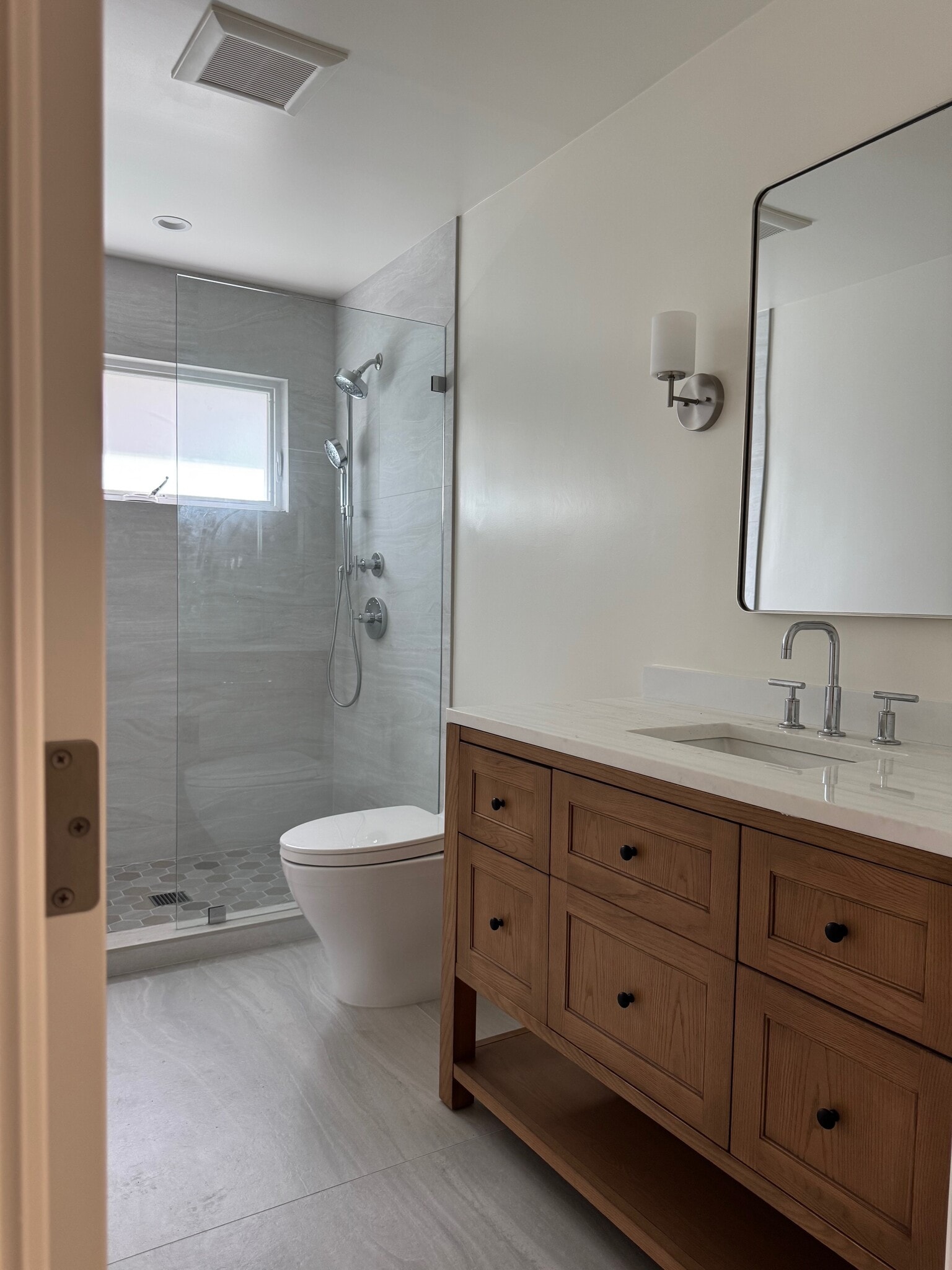 Building Photo - 2525 Idaho Ave