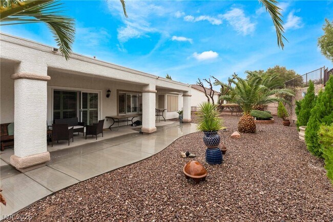 Building Photo - 2565 Leighton Ave