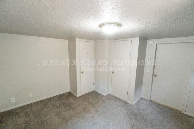 Building Photo - 1108 W 12th Ave