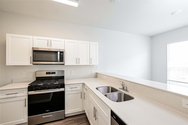 Building Photo - 5307 Gouldburn River Dr