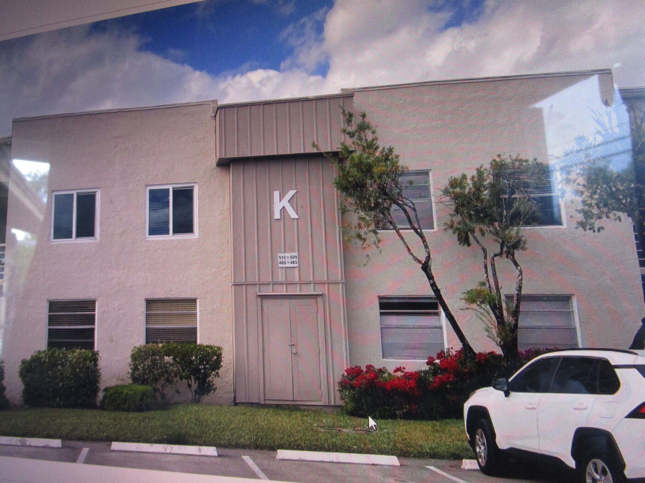 Building Photo - 517 Flanders K