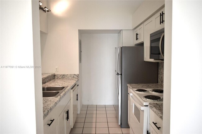 Building Photo - 1235 NW 122nd Terrace