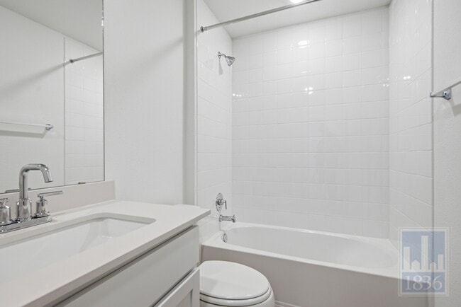 Building Photo - 1932 Marlin Spike Dr