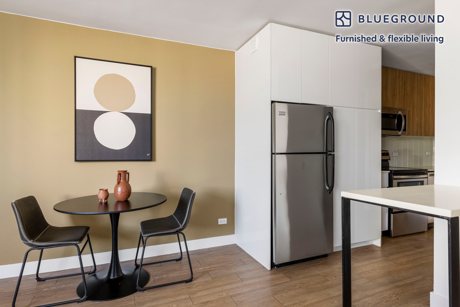 Building Photo - 2625 N Clark St