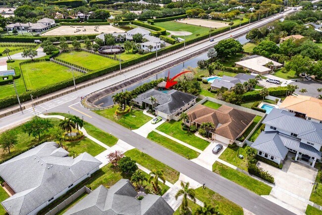 Building Photo - 2999 Dovedale Ct