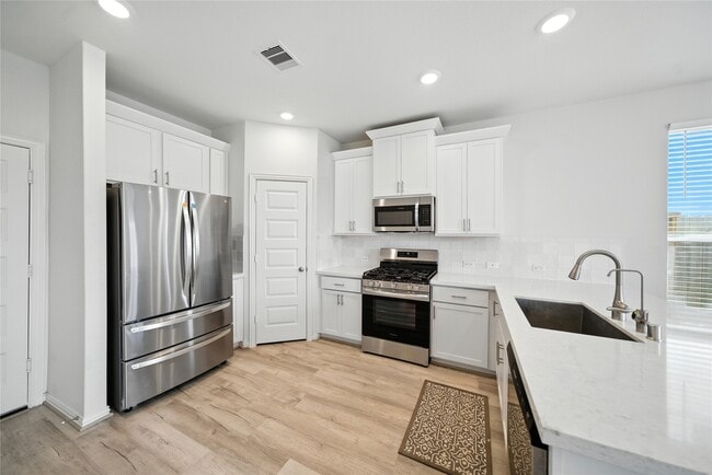 Building Photo - 1538 Revolution Way