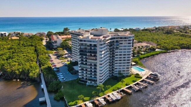 Building Photo - 3912 S Ocean Blvd