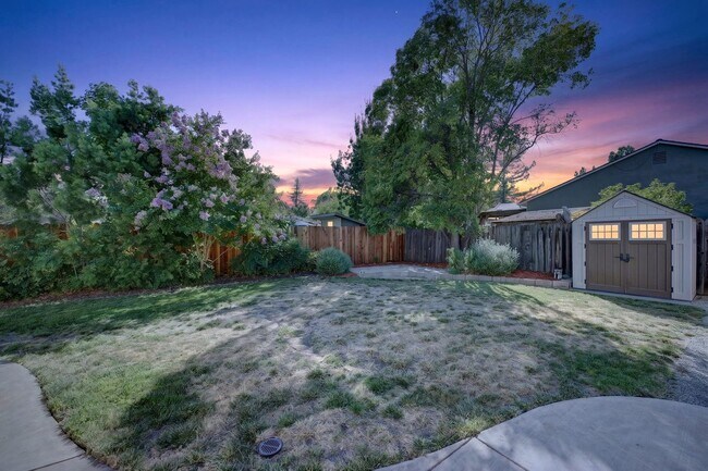 Building Photo - Rare Walnut Creek Rental! Single-Story Home with NEM 2 Solar, Spacious Yard & Premium Finishes!!