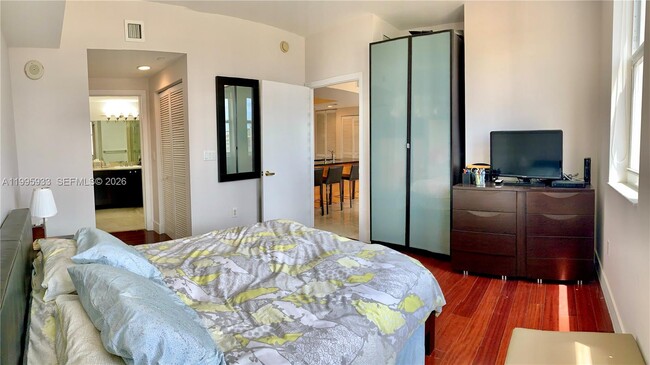 Building Photo - 4100 Salzedo St