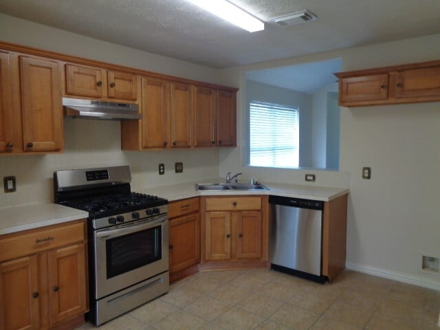 Building Photo - 24007 Rockygate Dr
