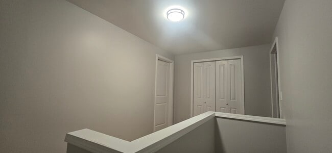 Building Photo - 15800 Whitcomb