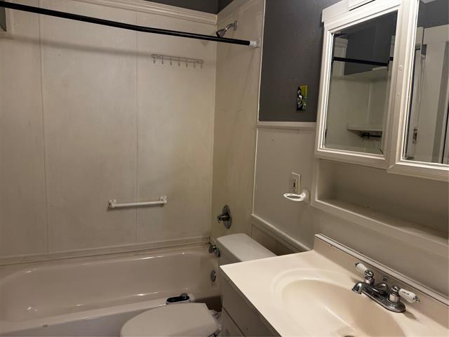 Building Photo - 4011 Lafayette Ave