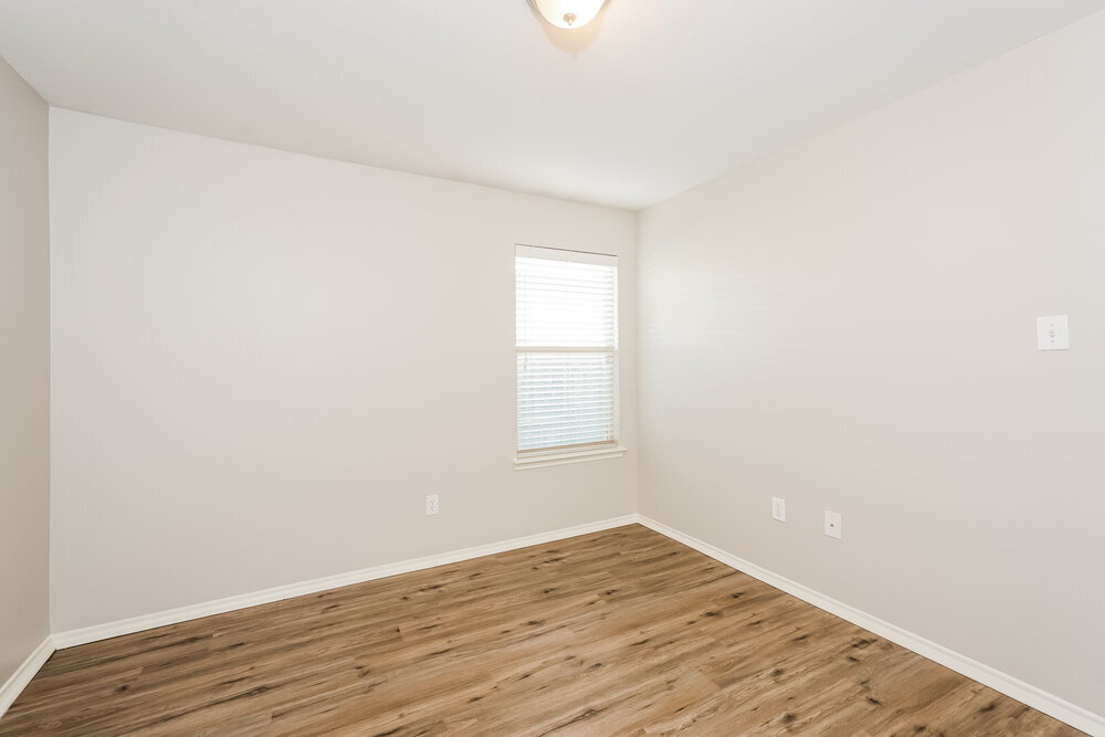 Building Photo - 2026 Allyson Dr.