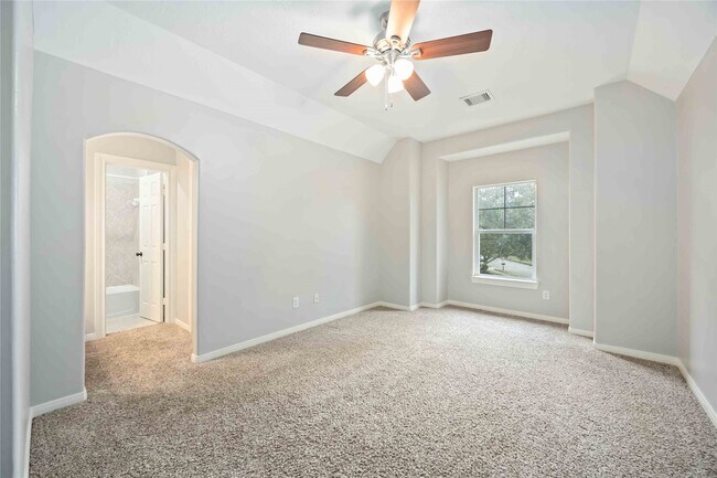 Building Photo - 1402 Chaparral Crossing